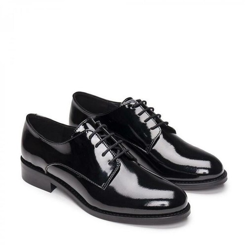 Footwear 10