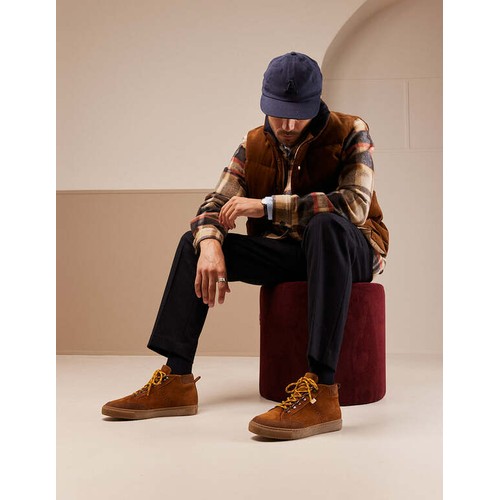 Footwear 30