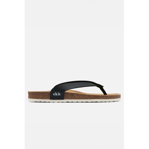 Footwear 31