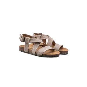 Footwear 44